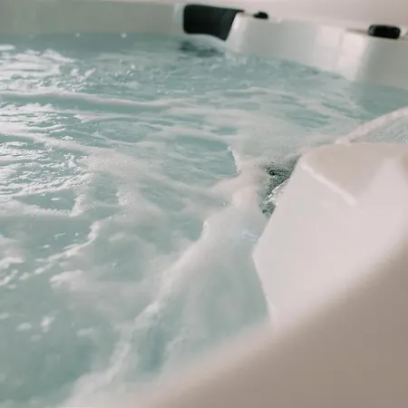 Zythogite 6 Personnes Avec Jardin, Bbq Tintigny