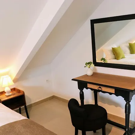 Zythogite 6 Personnes Avec Jardin, Bbq *