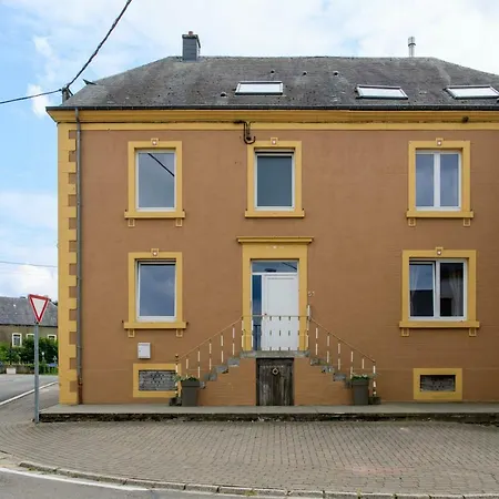 Zythogite 6 Personnes Avec Jardin, Bbq 아파트